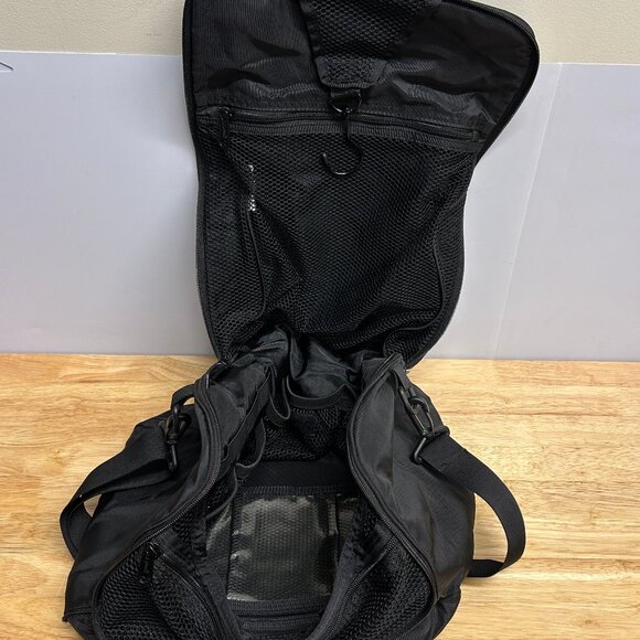 L.L. Bean Hangup Travel Toiletry Bag - Picture 2 of 5